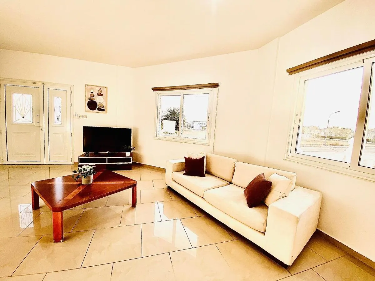Villa Farah Kiti Larnaka