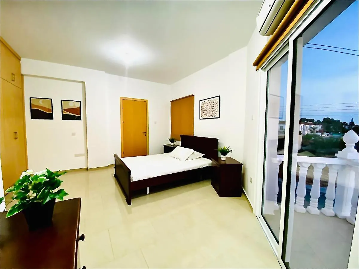 Villa Farah Kiti Larnaka Zypern